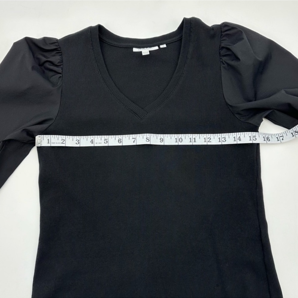 Chico's Black Ribbed Knit V Neck Blouse Small - Picture 6 of 9